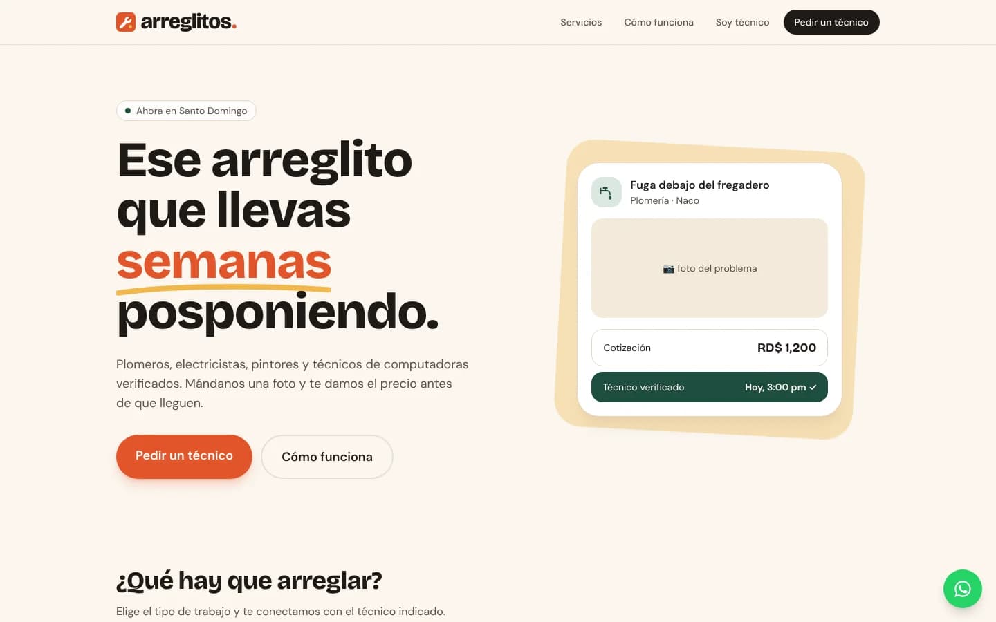 Arreglitos home page in Spanish, with a "Pedir un técnico" button and a sample quote card for a leak under the sink.